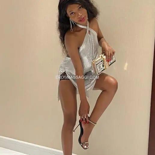 Naomi massaggi top